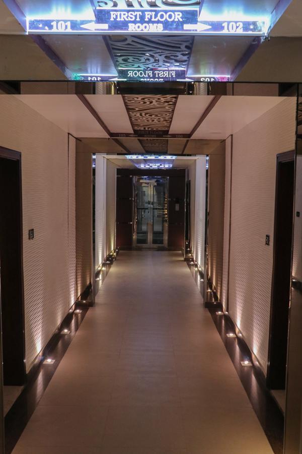 Hotel Rajahamsa Anantapur Exterior foto